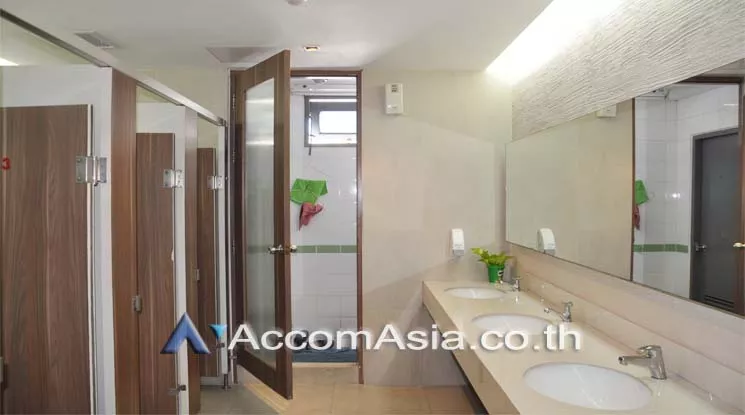 11  Office Space For Rent in Pattanakarn ,Bangkok ARL Ramkhamhaeng at UM Tower AA11782